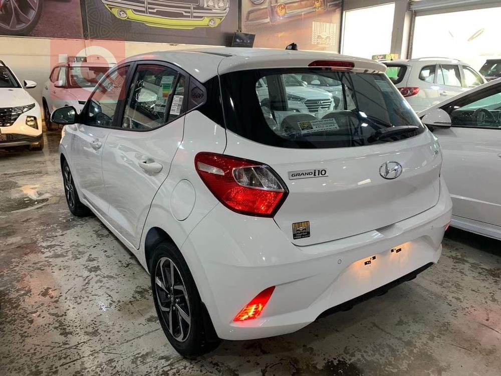 هیوندای گراند i10